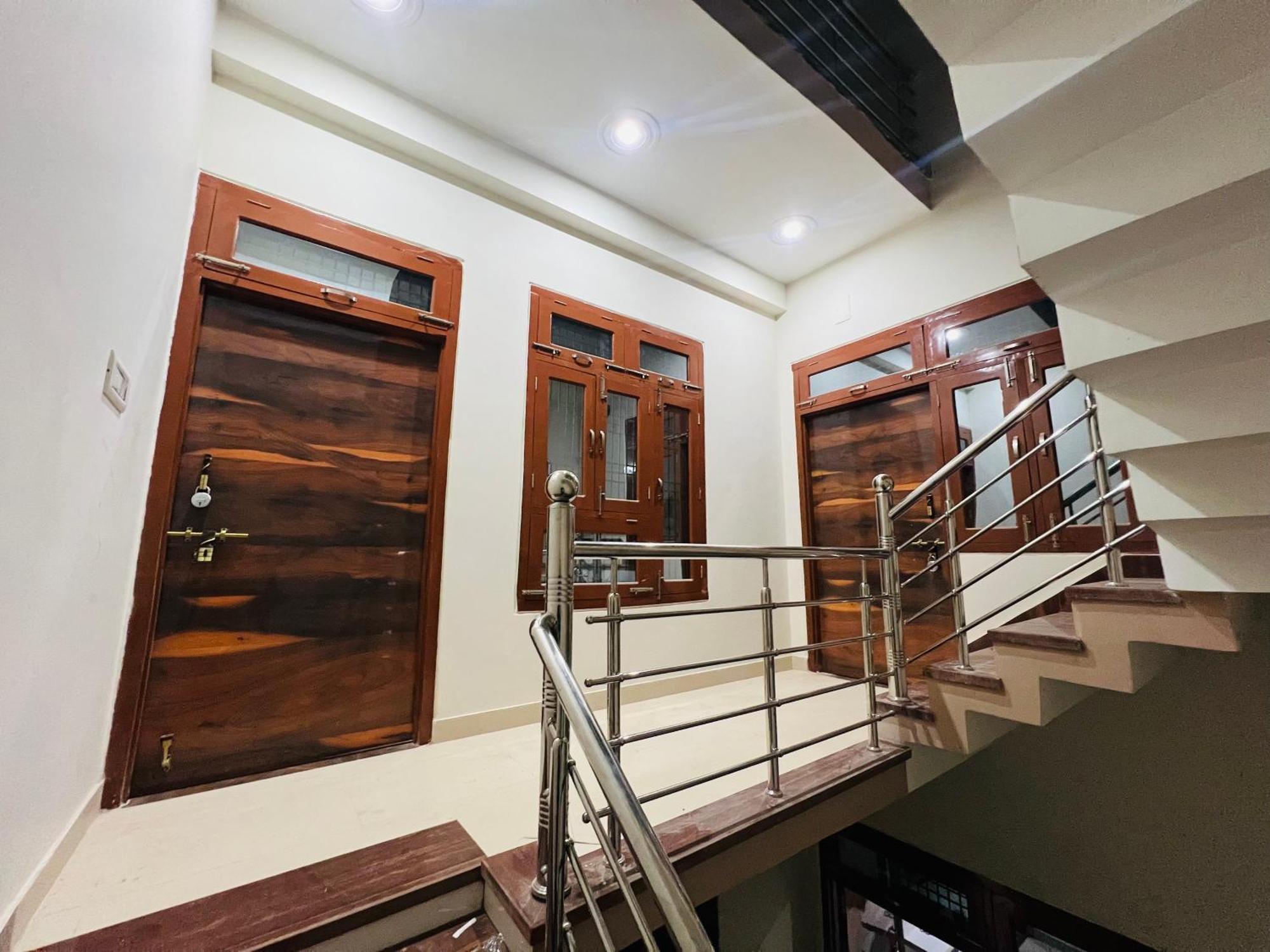 Sg Home Stay Ayodhya Exterior foto
